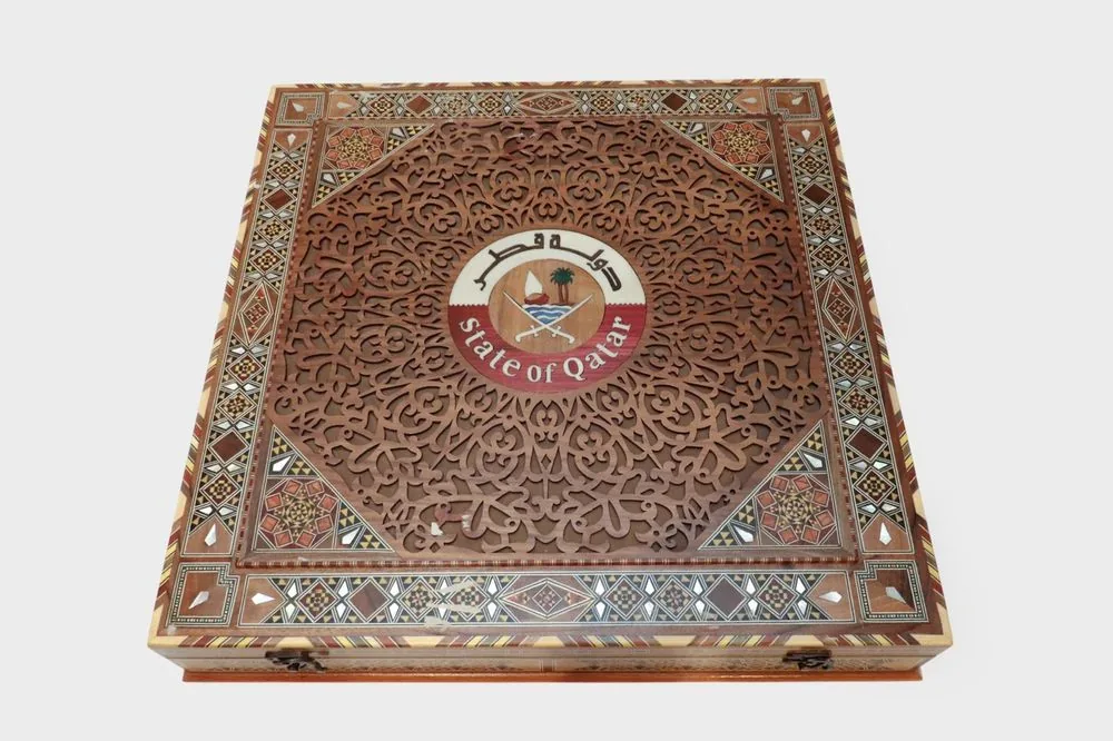 State of Qatar emblem box